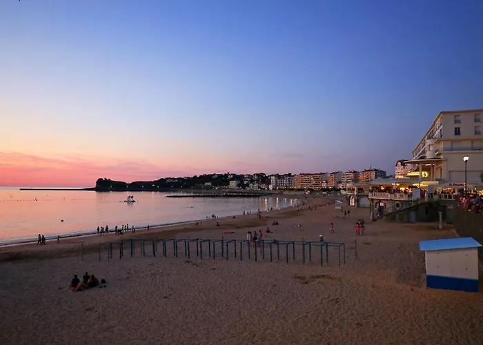 オテル コルベール 3*