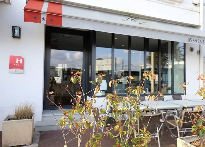 オテル コルベール