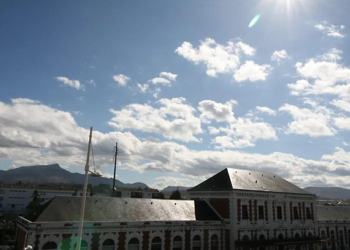 オテル コルベール 3*